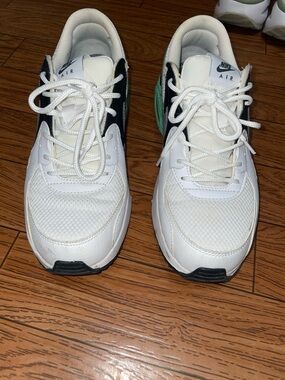 Nike White Mesh Sneakers with Black and Green Accents sz9